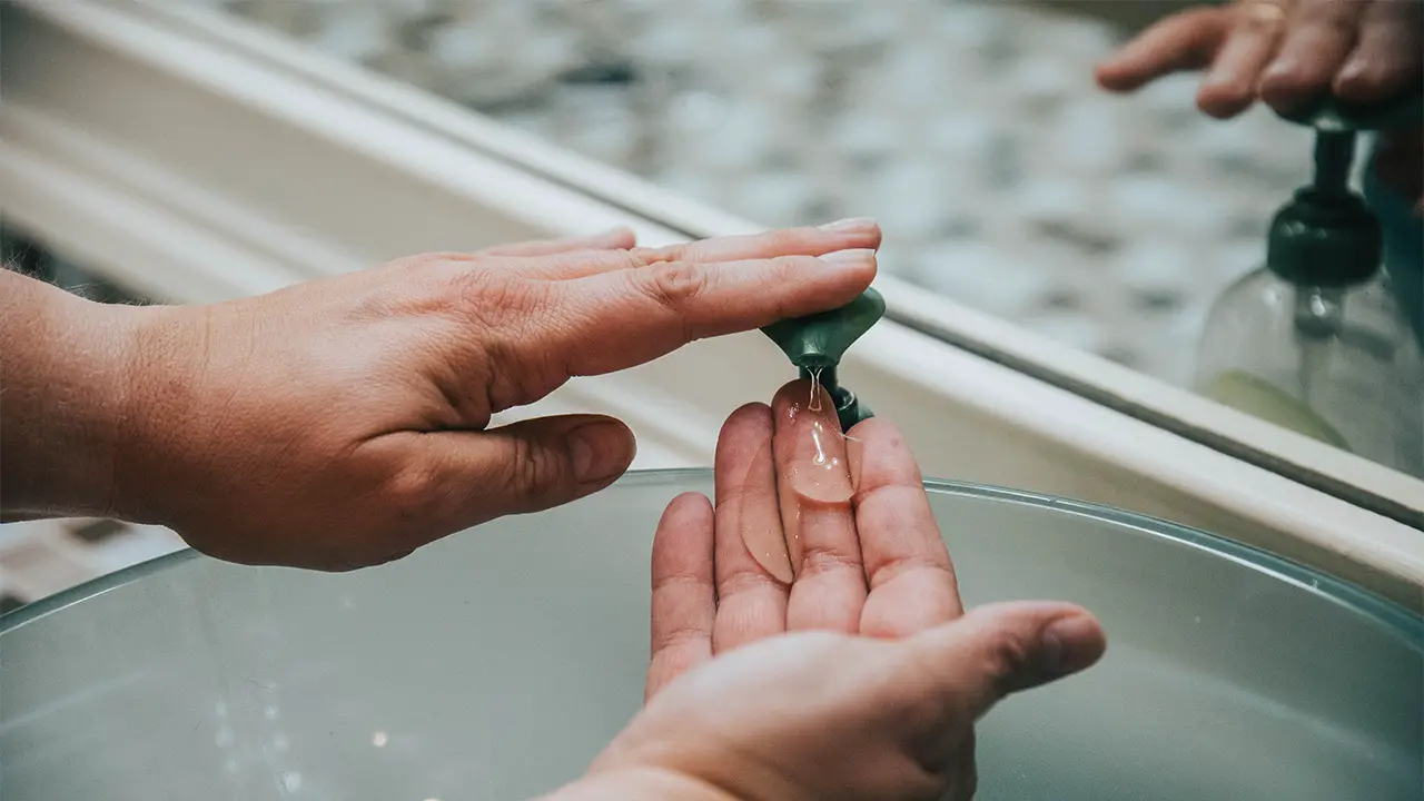 Cleaning Vs Disinfecting